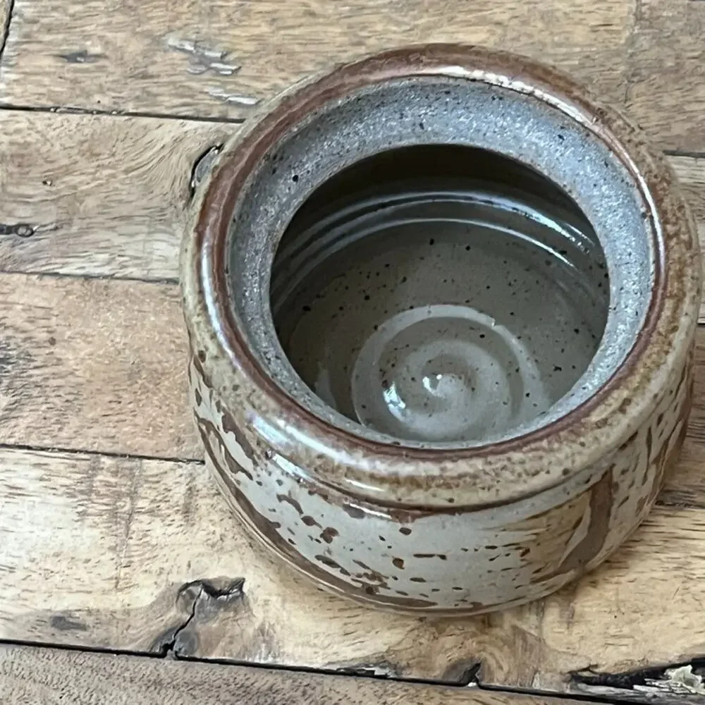 Studio Pottery Stoneware Vessel Jar 3.2